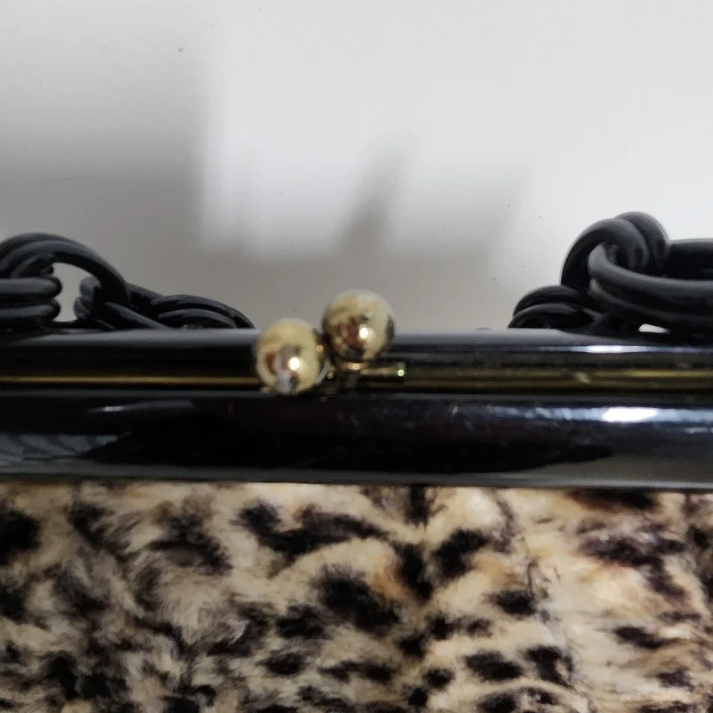 Vintage 1960s Faux Leopard Chain Link Handle Handbag - Picture 7 of 10